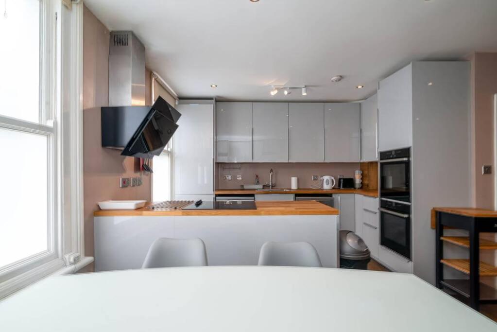 Luxury Apartment Located Near Marble Arch & Baker Street Лондон Екстериор снимка