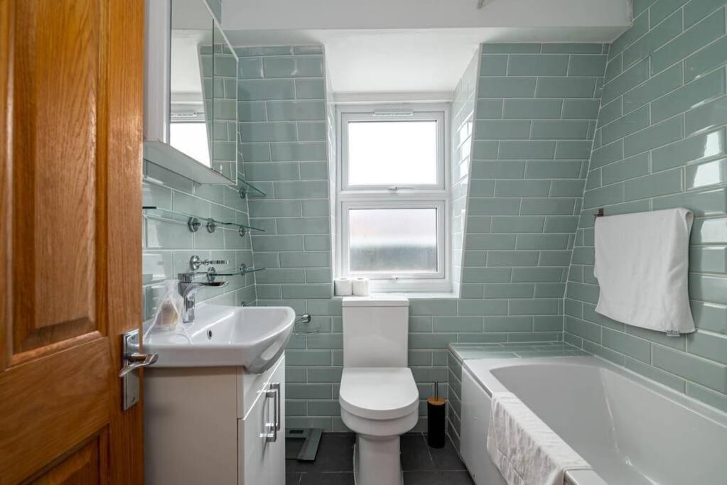 Luxury Apartment Located Near Marble Arch & Baker Street Лондон Екстериор снимка