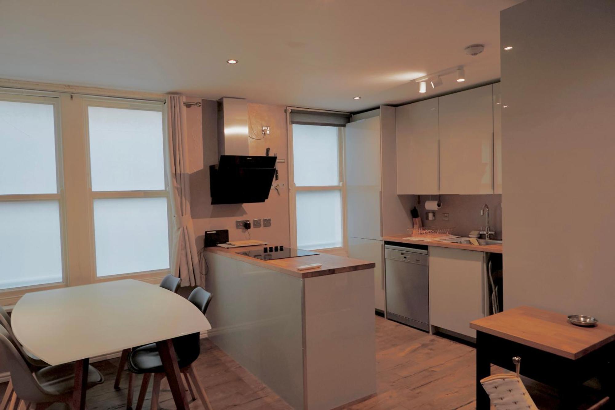 Luxury Apartment Located Near Marble Arch & Baker Street Лондон Екстериор снимка